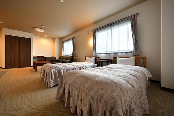 Hotel Takimoto Yamanouchi  Ngoại thất bức ảnh